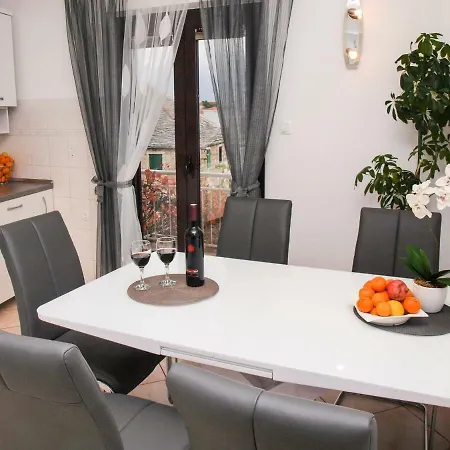 Vrilo - 20m From Beach Apartment